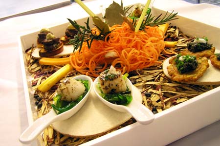 Grilled Scallop with Wakame Salad and Citrus Vinaigrette